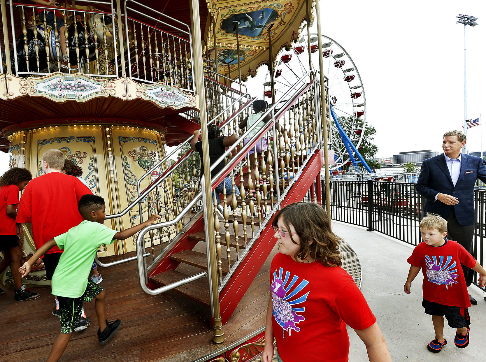 NEW CAROUSEL AT MODERN WOODMEN PARK